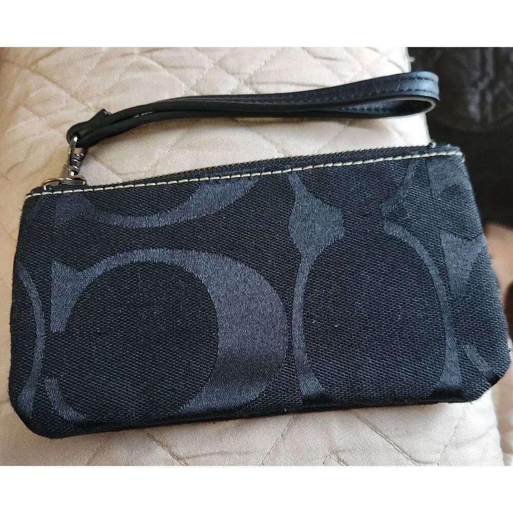 Coach signature canvas corner zip wristlet, black on black with Jacquard lining